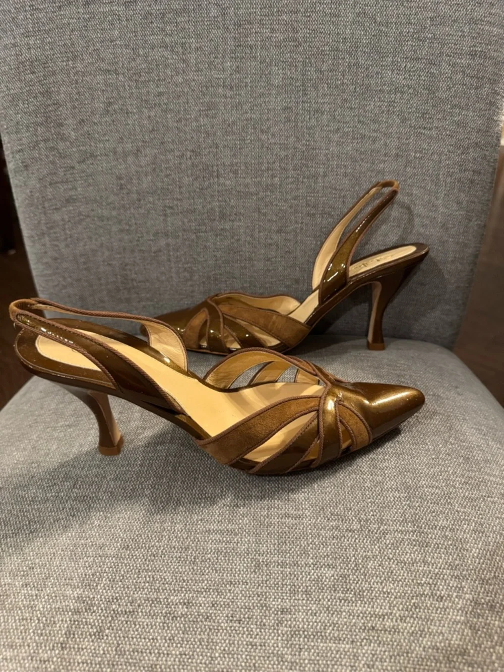 Cole Haan Brown Patent Leather Slingback Heels Size 8 Pointed Toe Suede Strappy - Picture 4 of 8